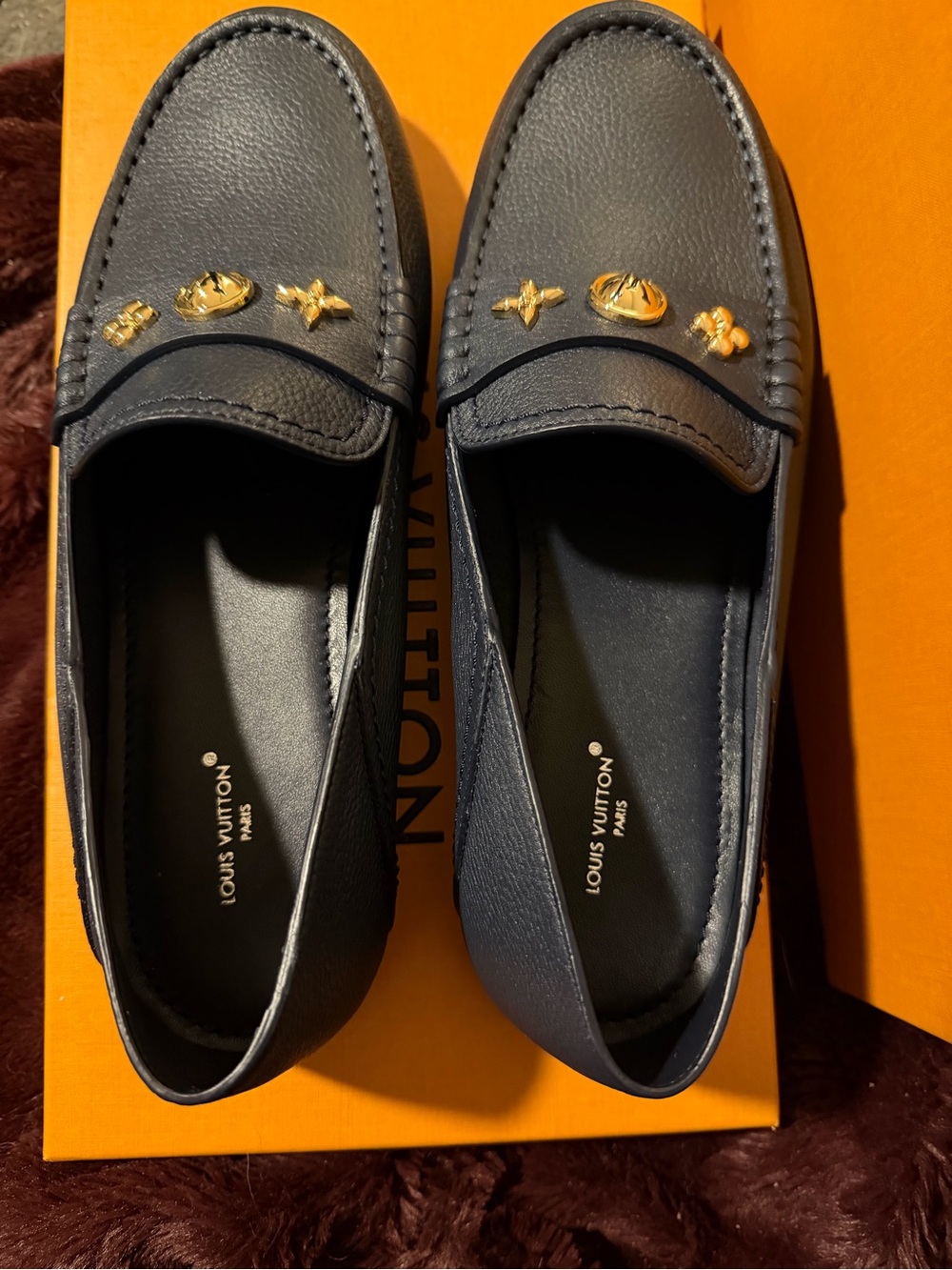 Louis Vuitton Women's Navy Blue Ivy loafer size 40.5 runs small new never worn